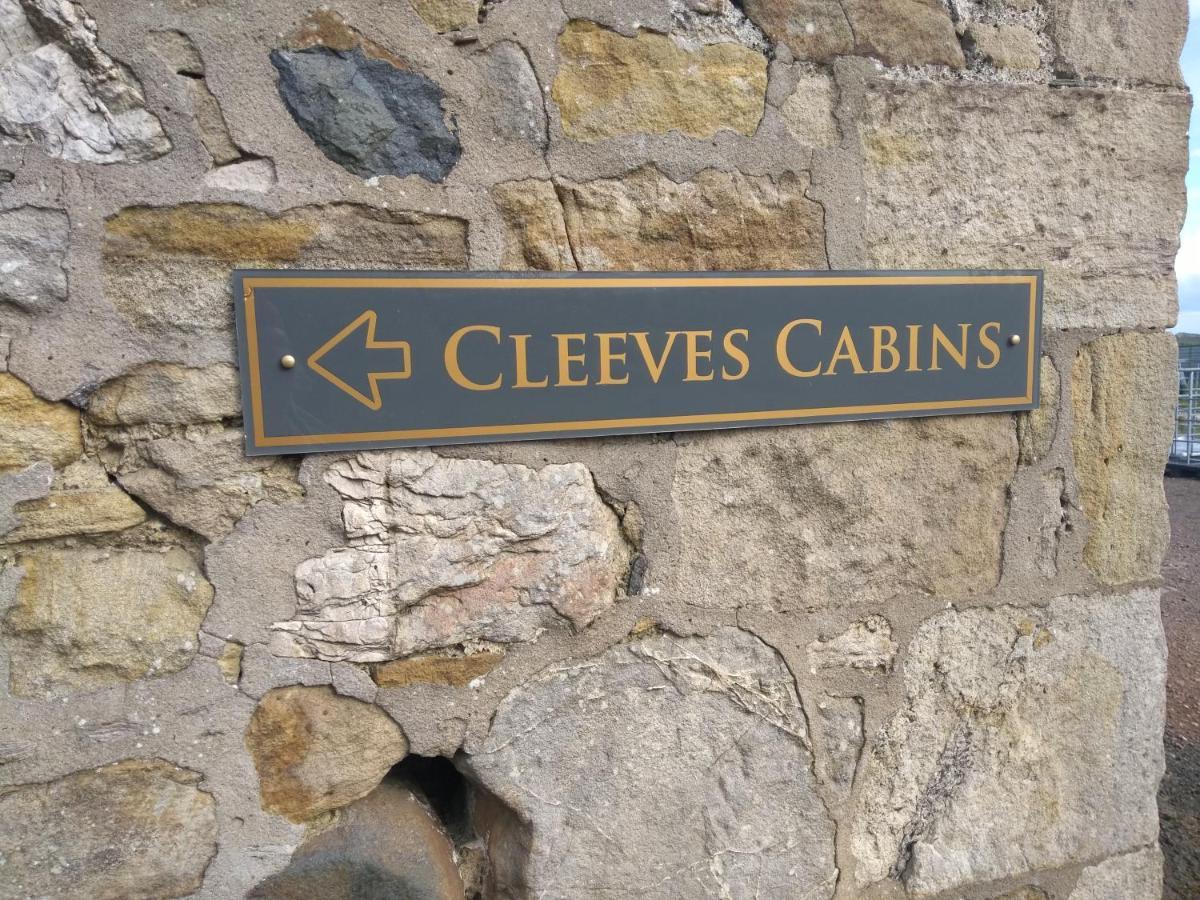 Cleeves Cabins Ailsa Luxury Lodge With Hot Tub Dalry  외부 사진